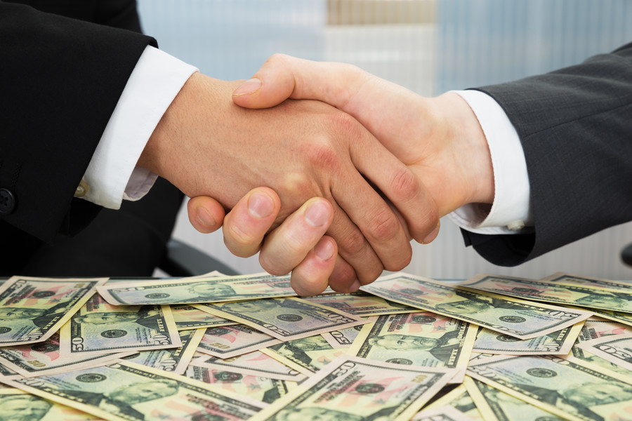 如何選擇合適的律師處理掛靠經(jīng)營(yíng)糾紛:深圳律師的專業(yè)視角