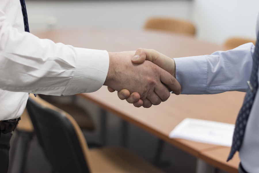 坪山區(qū)律師視角:教育內(nèi)卷現(xiàn)象的法律與社會思考