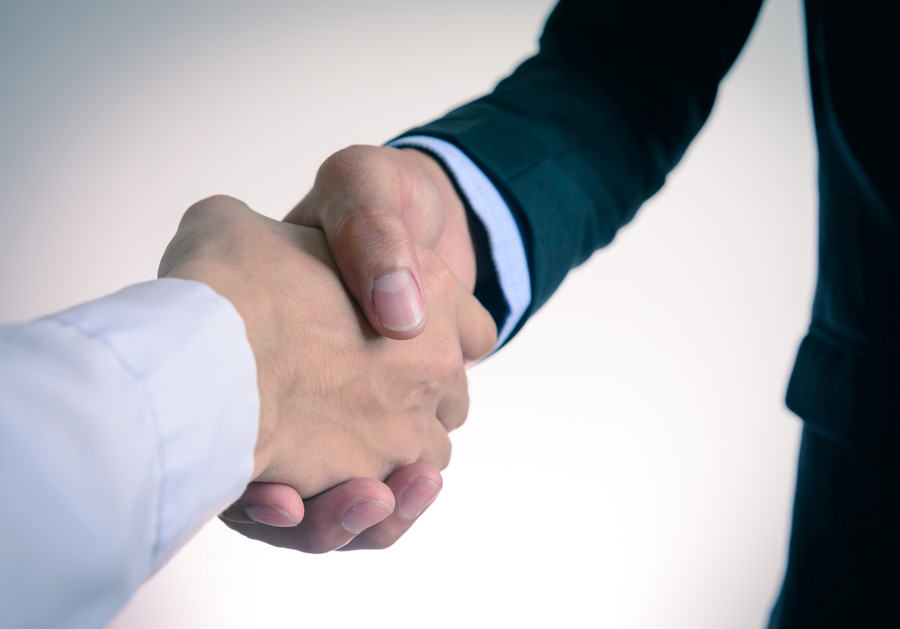 深圳律師咨詢網(wǎng)視角:合同訂立時損害賠償責(zé)任的確定之道