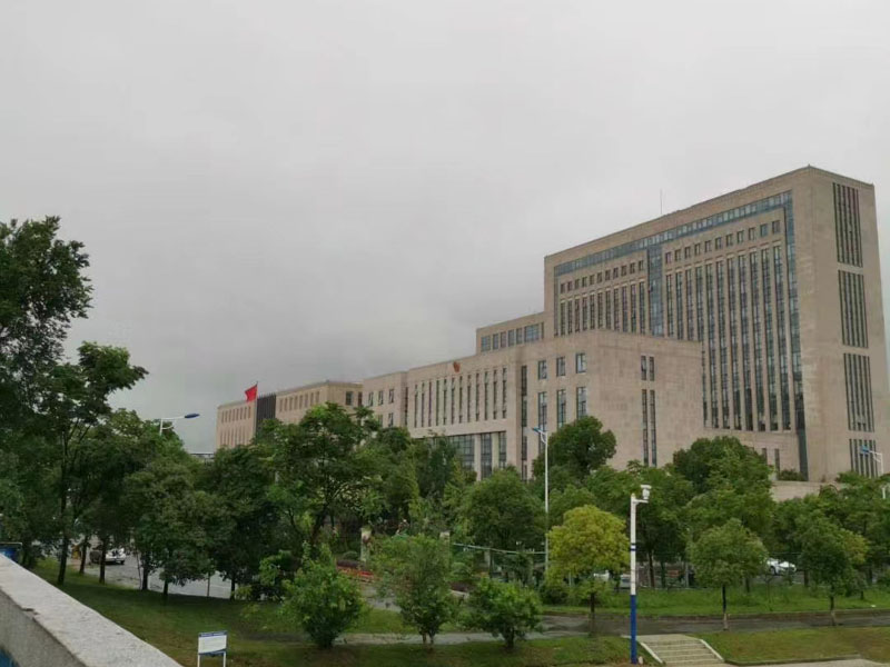 如何解決小區(qū)停車位所有權爭議？深圳房產(chǎn)律師告訴您