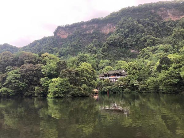 普法課堂:深圳動遷咨詢網(wǎng)講解農(nóng)村宅基地的三個熱門問題