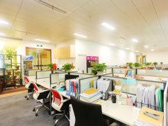 <b>深圳離婚房產(chǎn)律師解析：離婚后，夫妻共同房產(chǎn)如何智慧分割？</b>