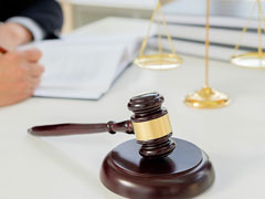 <b>深圳房產(chǎn)律師視角：深圳樓市黃金周現(xiàn)象的法律與市場分析</b>